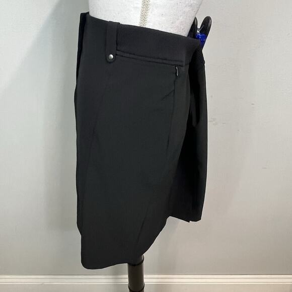 Zenergy by Chico's Skirt size 10 12 2 Black Straight Knee Fitness Sports Outdoor - Picture 6 of 9